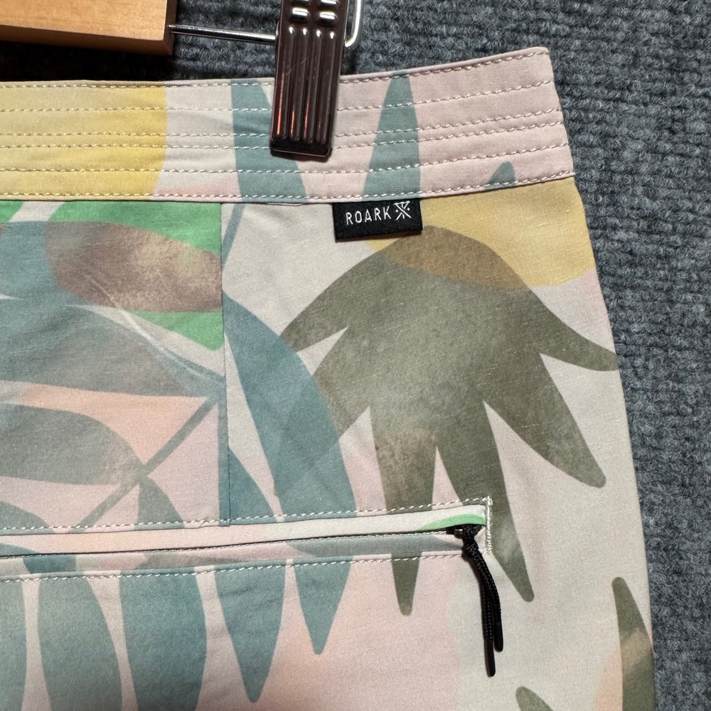 ROARK Chiller de Palmas Hemp Blend Board Shorts Palm Print Size 34 - Picture 6 of 10
